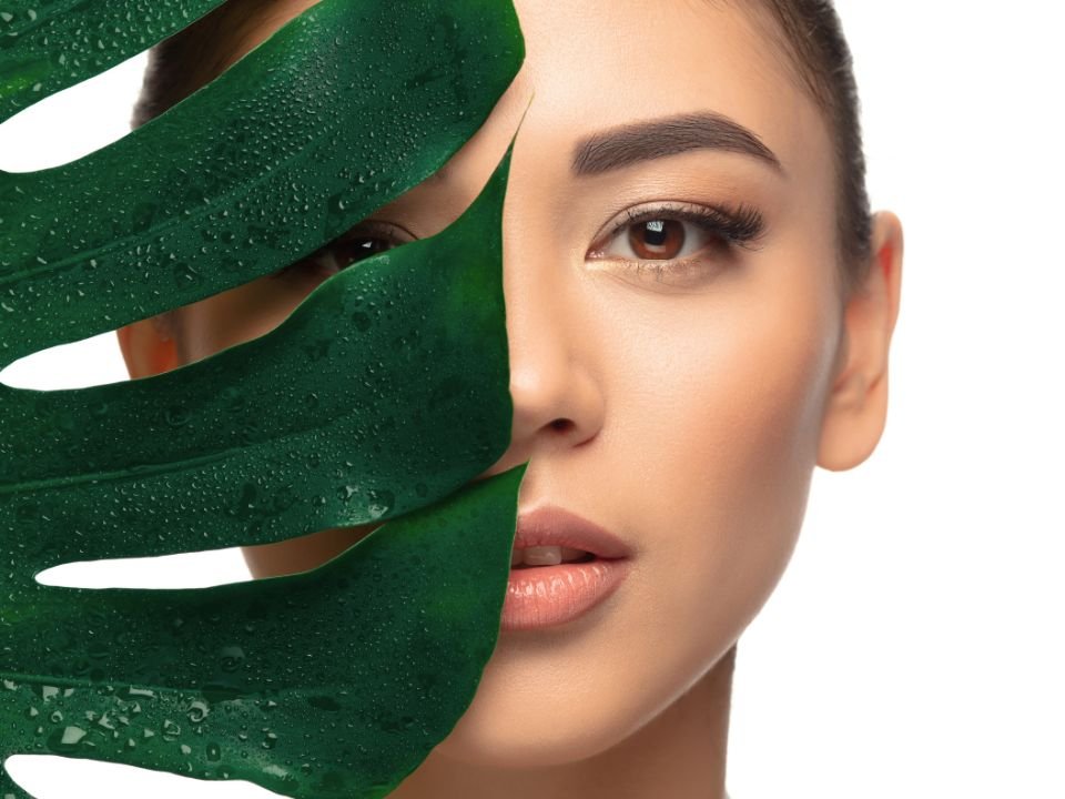we invite you to visit our skin clinic in Dubai